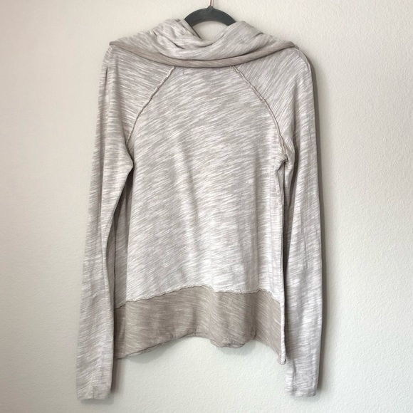 \Free People Beach\• Cocoon Cowl Neck Pullover - Picture 8 of 13